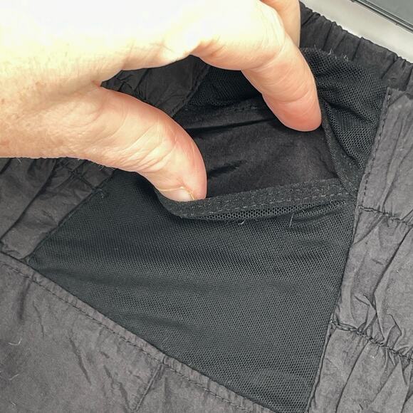 Free People Movement Wide Smocked Waist Athletic Shorts Sz M Black Pocket Lined - Picture 7 of 11